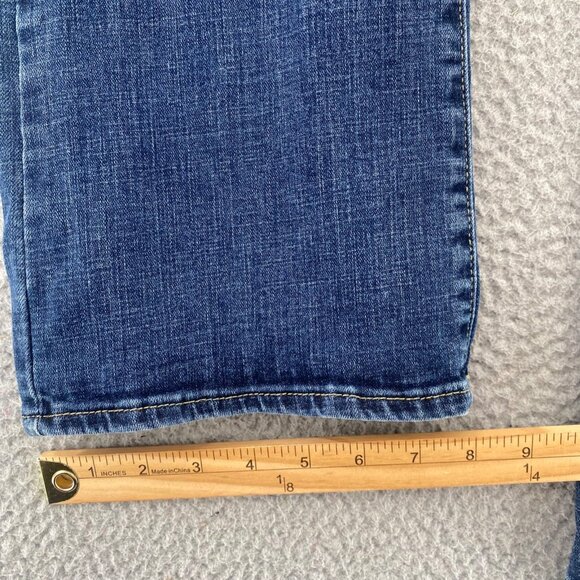 Levis Jeans Womens 14 Blue Classic Boot Cut Medium Wash Denim Stretch Everyday - Picture 9 of 10